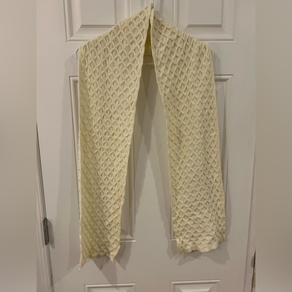 Talbots cable knit scarf cream